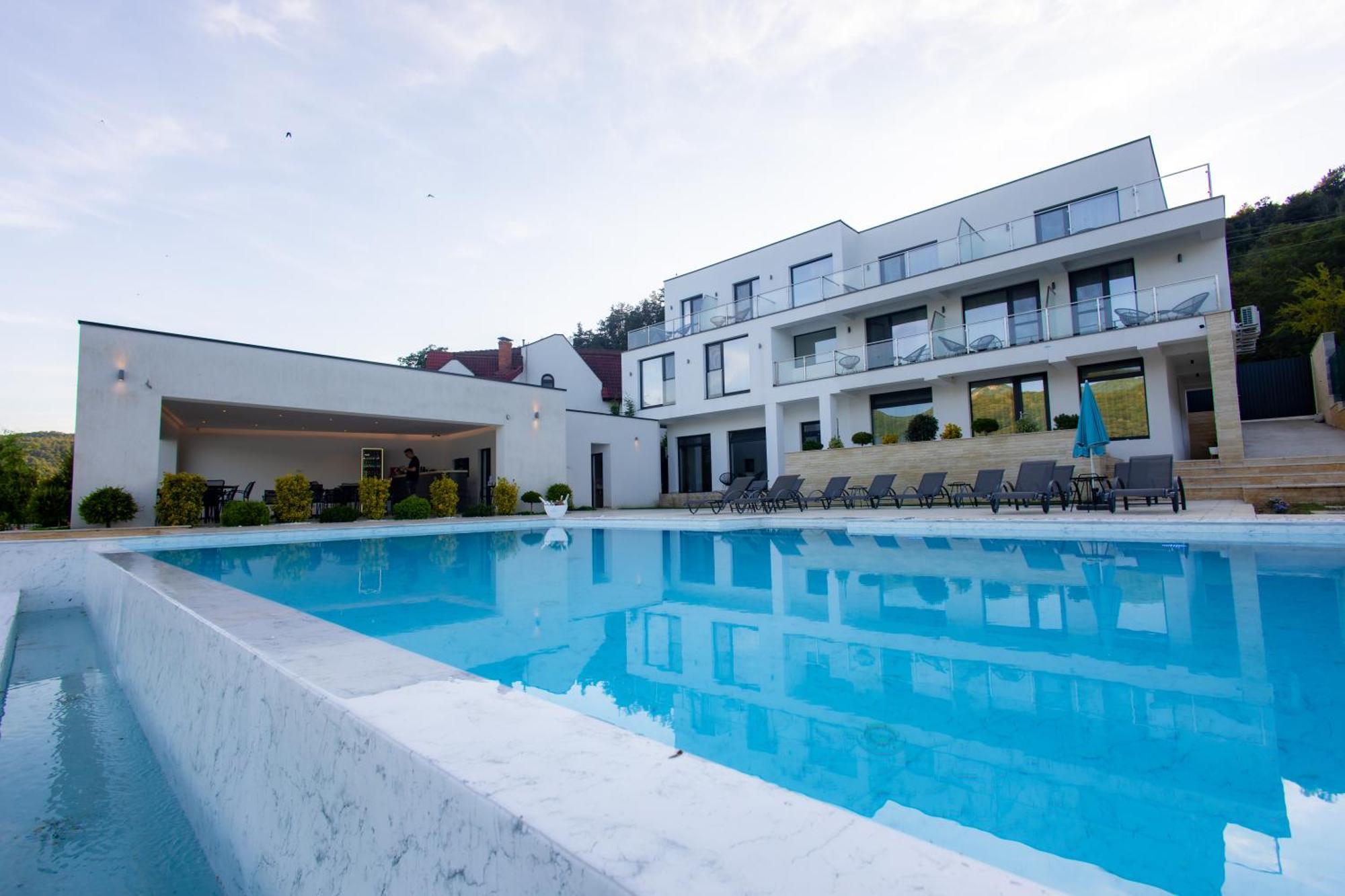 Yrys House - Adults Only Hotel Ieşelniţa Buitenkant foto
